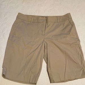 Ann Taylor flat front khaki Bermuda short